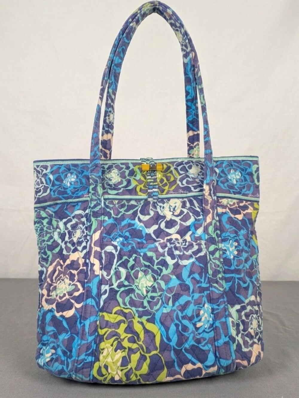 Vera Bradley Katalina Blues Floral Quilted Tote